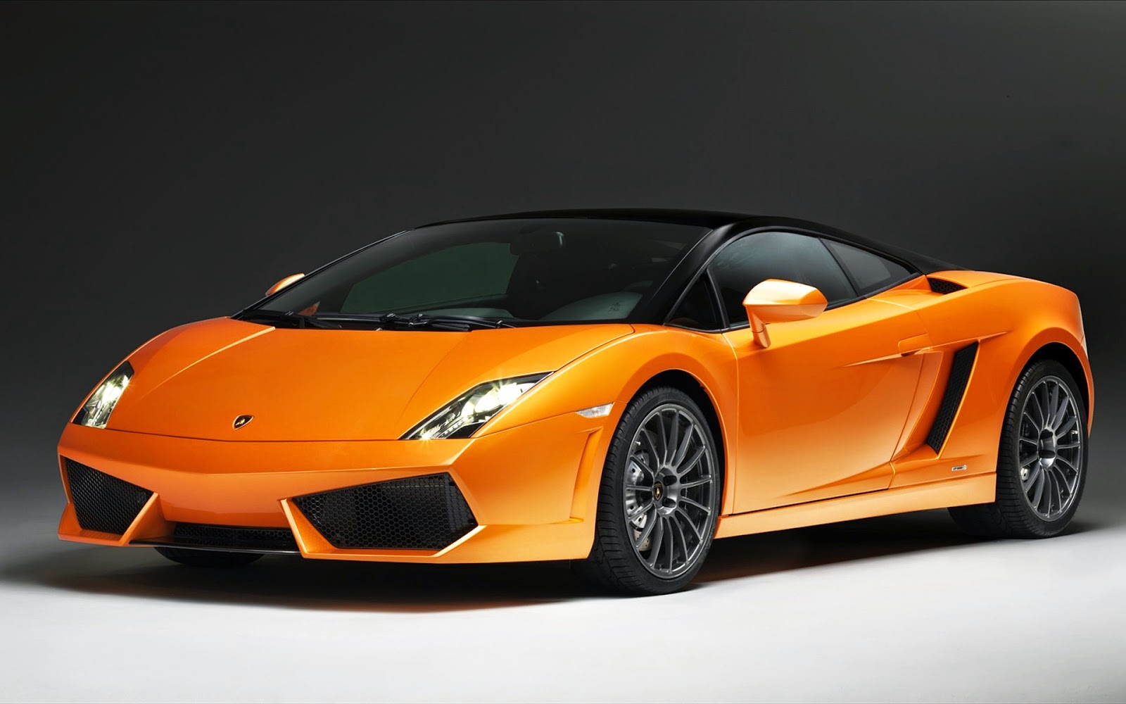 Kumpulan Gambar Modifikasi New Lamborghini Gallardo Indonesia