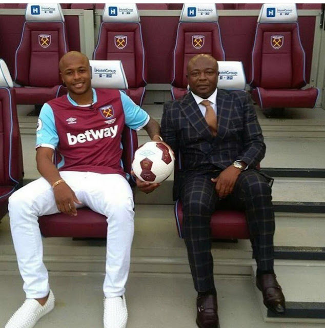  Andre Ayew suffers injury.