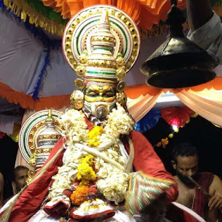 Garudan Thookkam Pazhaveedu Temple Triplets in Kerala