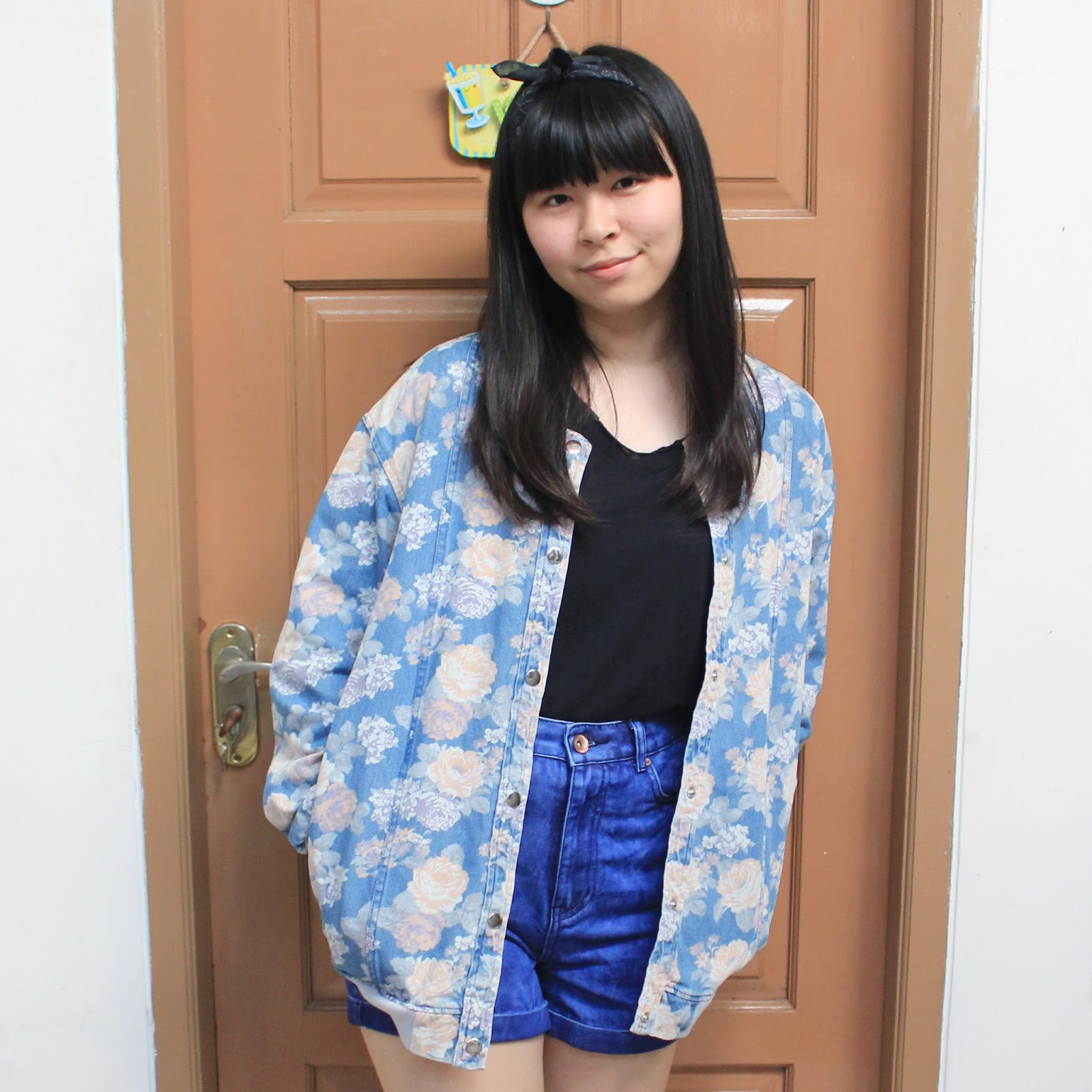 how to wear floral denim jacket