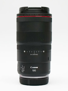 Canon RF100mm F2.8 L MACRO IS USM 本体 レンズフードは別にあります。