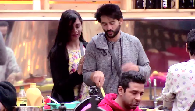 Some Rare Clicks of Hiten Tejwani in Bigg Boss 11