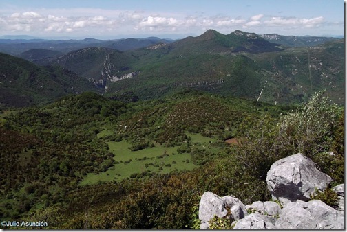 Panorámica desde el Zurazkun - ruta espino de Azparren
