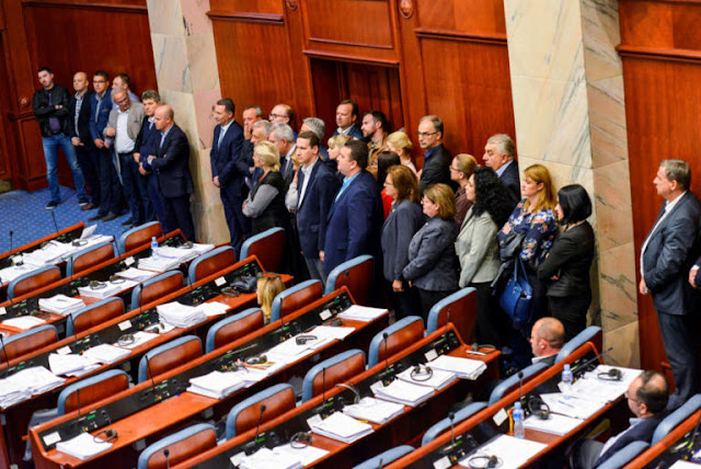 ΕΚΤΑΚΤΟ: «Ριπές» Μόσχας για το Σκοπιανό – Ρωσικό ΥΠΕΞ: «Οι ΗΠΑ ενορχήστρωσαν μια απατηλή ψηφοφορία – Εκβίασαν και εξαγόρασαν βουλευτές»