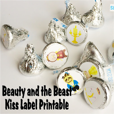 Make some fun Beauty and the Beast kiss printables for your book club, birthday party, or favorite fan.  This free printable is great for Hershey kisses or Reeses candies and a good book.
