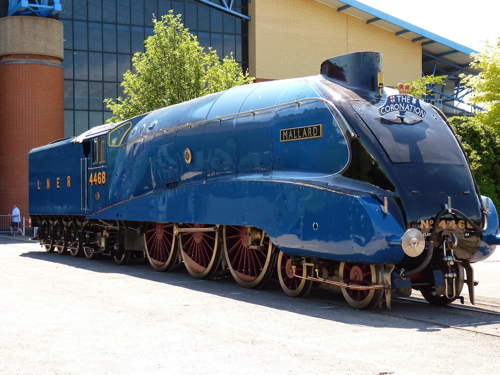 British Mallard was world's fastest steam train (1938)