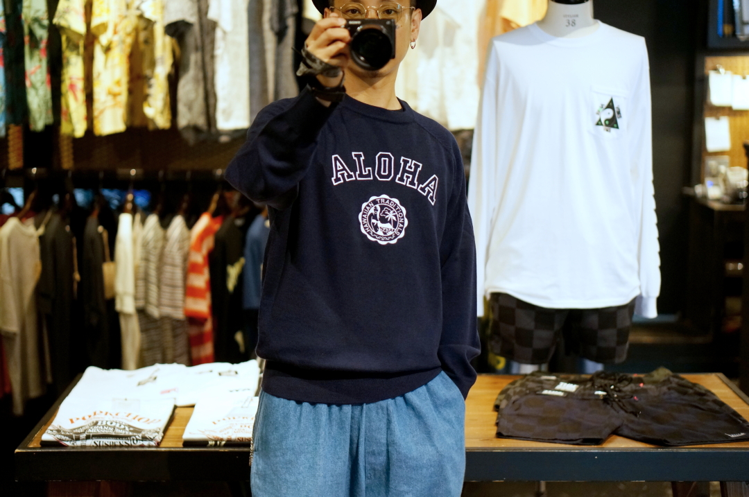 AS STANDARD × Reyn Spooner "College Knit Sweater" TRUMPS