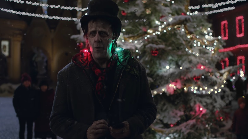 Apple 2016 Christmas Commercial "Frankie's Holiday"