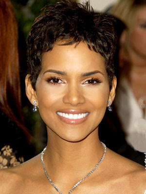 halle berry makeup