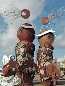 Escultura en el paseo maritimo de Cambrils