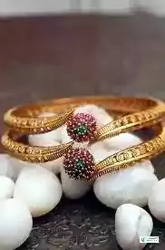 Gold Bangles Designs - Girls Hand Bangles Designs - Silk Bangles Pics - Beautiful Bangles Pic - churi pic - NeotericIT.c - Image no 2