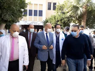 محافظ الشرقية يرافقه وكيل وزارة الصحة يتفقد سير العمل بمستشفي أبو حماد المركزي