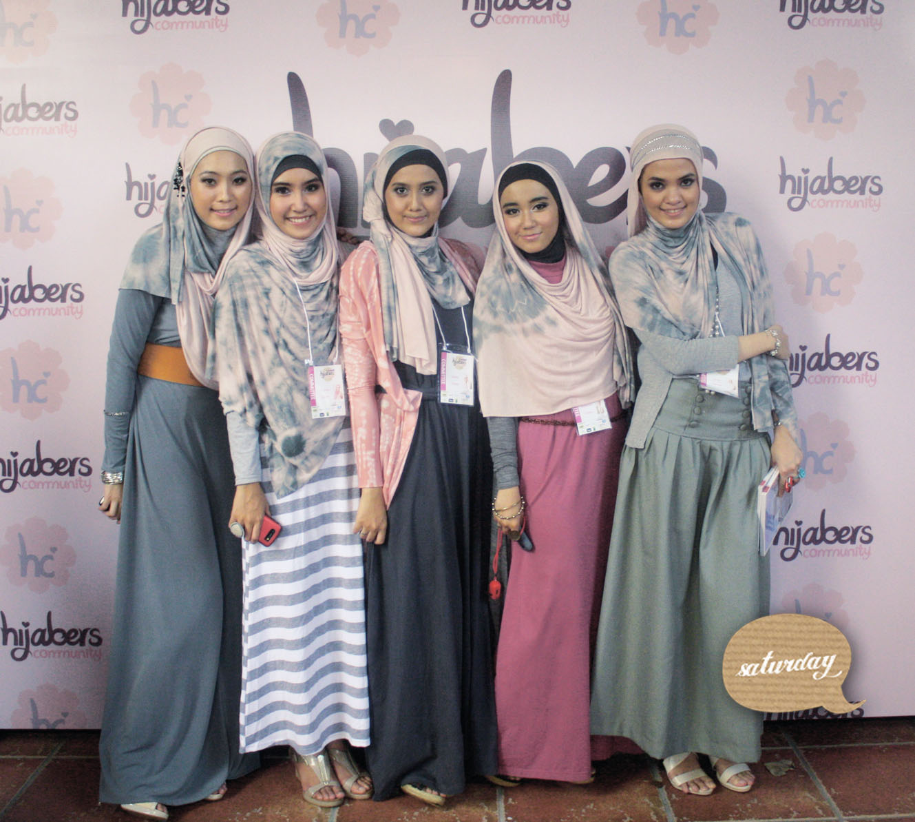 Pin Hijabers Community Style Bergaya Ala Hijaber Tifani 