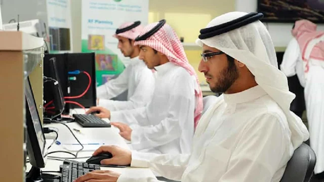 Ministry of Human Resources considers 2-day weekend for all Private sector Workers - Saudi-Expatriates.com