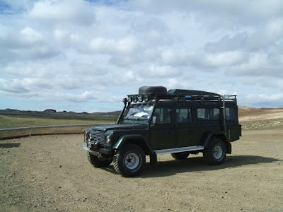 Land Rover Defender 110