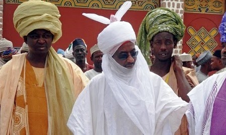 Emir Sanusi Visits Mosque After Bomb Blast