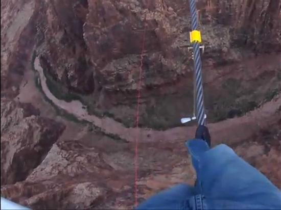 The first man to cross the Grand Canyon on a tightrope