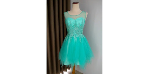  HARGA PINJEM DRESS SWEET SEVENTEEN