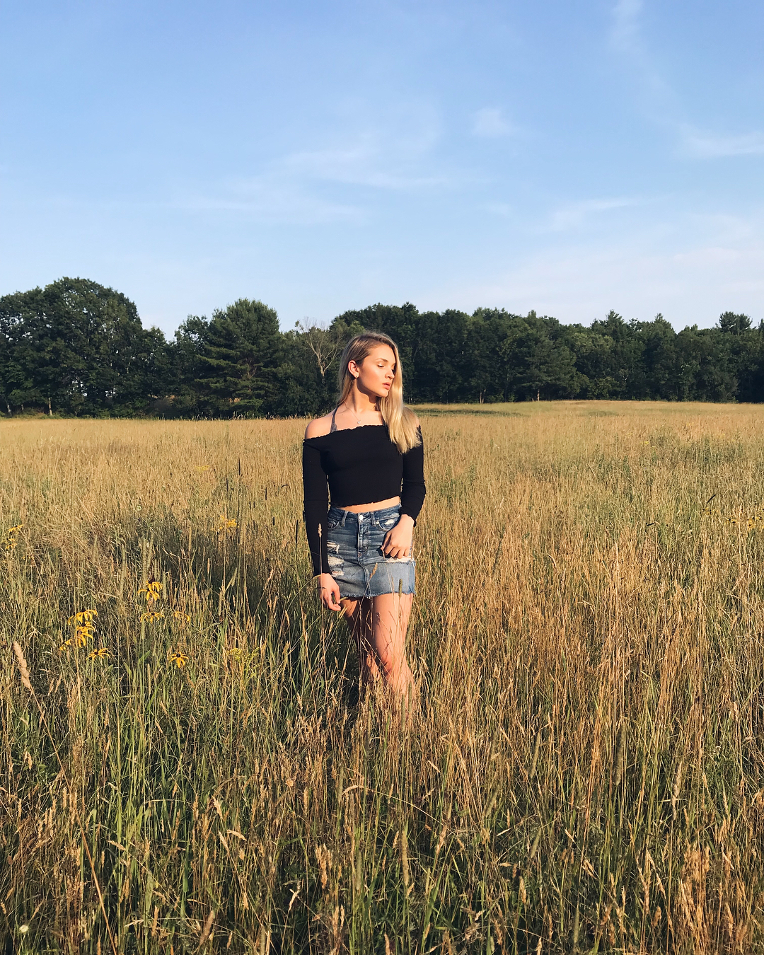 Emily Tressa – Most Beautiful Trans Girl Instagram Famous