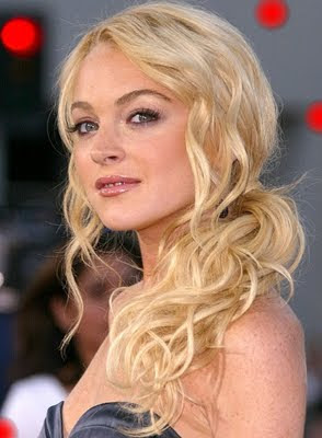 lindsay lohan hair color