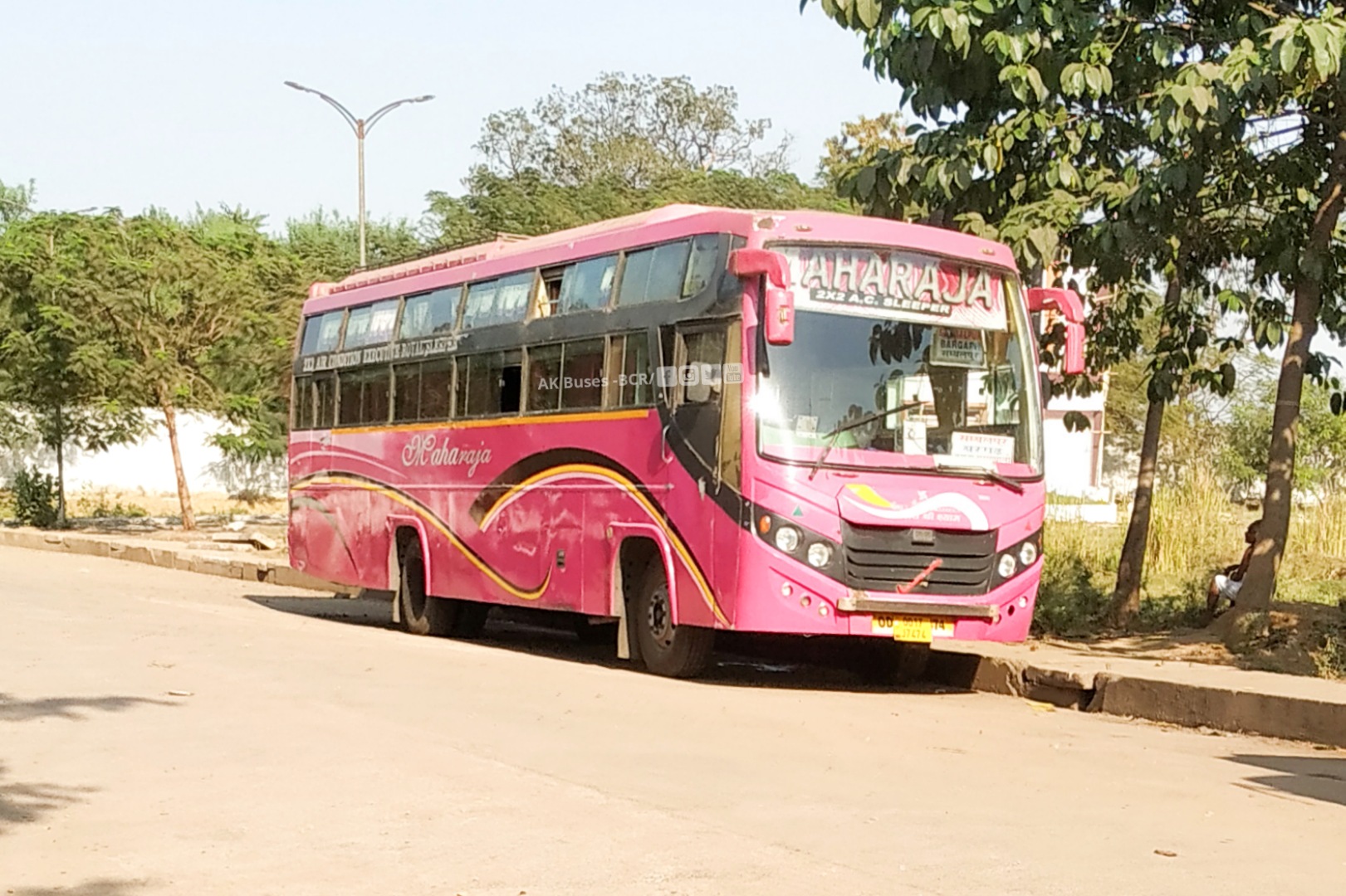 maharaja travels raipur to sambalpur bus