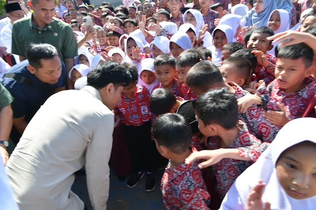 Wapres Tinjau Program MBG di Bengkulu, Tekankan Mutu dan Kebersihan Makanan