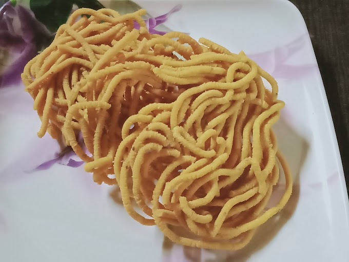 Crispy and tasty besan sev snack recipe - easy tea time snacks recipe - Pranitha recipes 