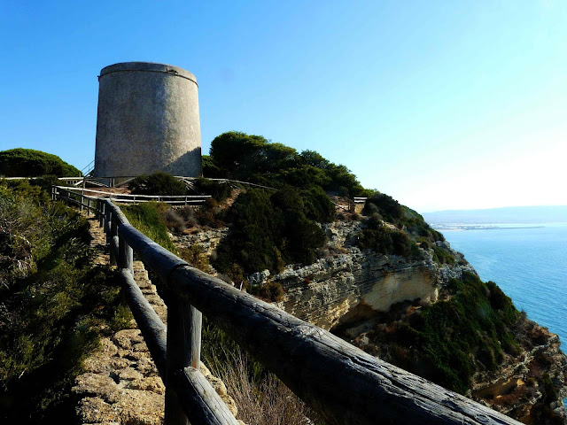 Slow travel in Andalucia - Sendero de los Acantilados de Barbate - Torre Tajo mirador