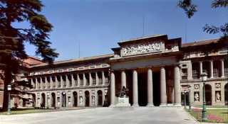 Edificio Villanueva, puerta Velázquez, fachada Paseo del Prado