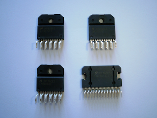 Integrados LM3875, LM3876, LM3886 e LM4780.