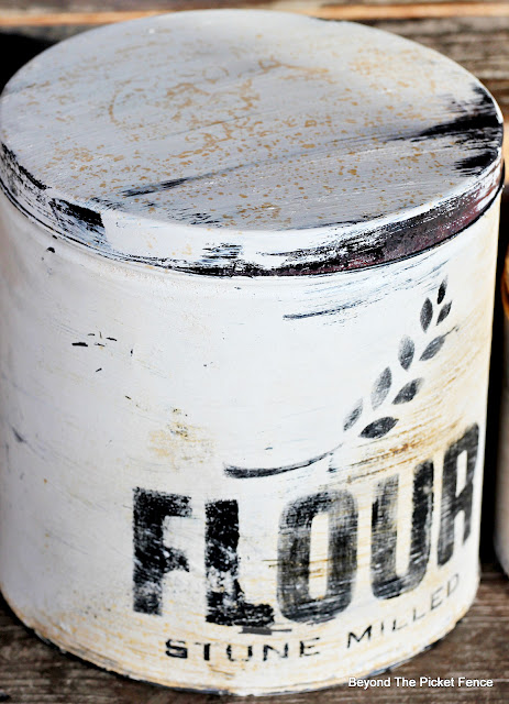 DIY Rusted Farmhouse Canisters