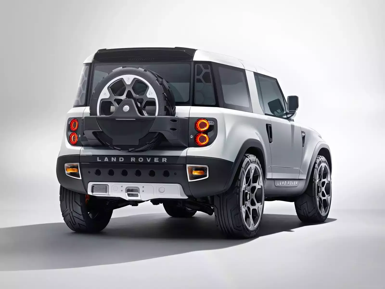 Hình ảnh xe ô tô Land Rover DC100 Concept 2011 & nội ngoại thất