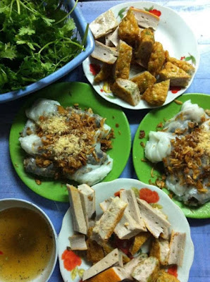 Chả cốm ăn với bánh cuốn