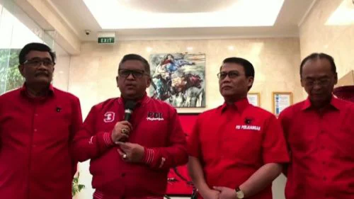 Sekretaris Jenderal DPP PDIP, Hasto Kristiyanto, memastikan calon presiden dari partainya tidak akan bergerak sendiri.