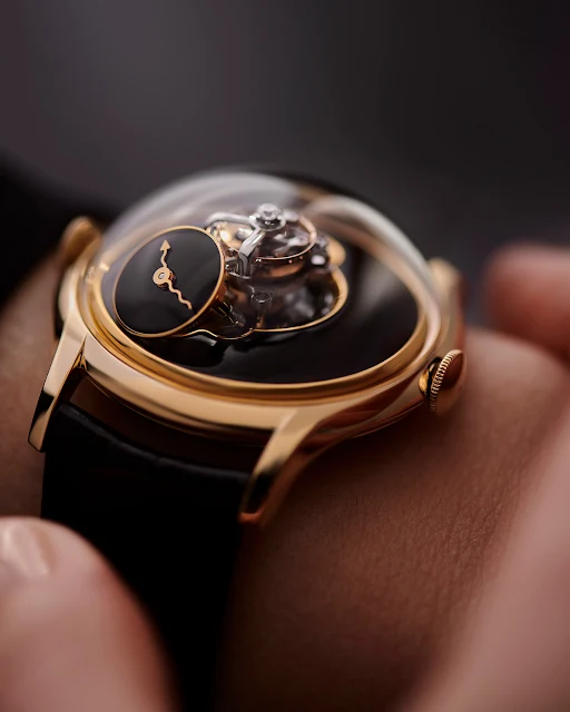 MB&F Legacy Machine FlyingT Onyx