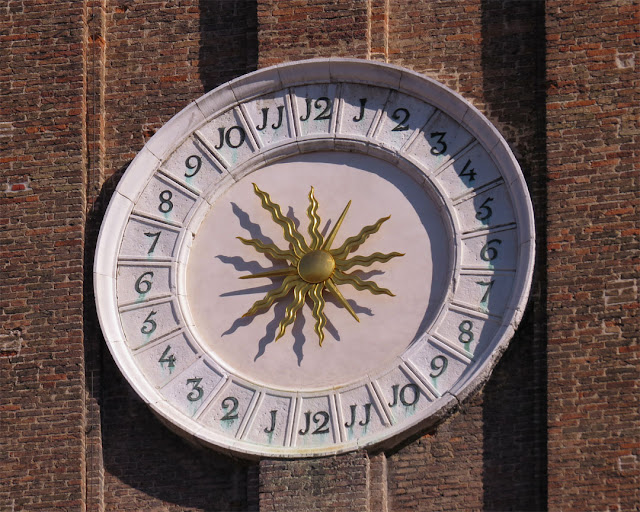 Clock, Church of the Holy Apostles of Christ, Cannaregio, Venice