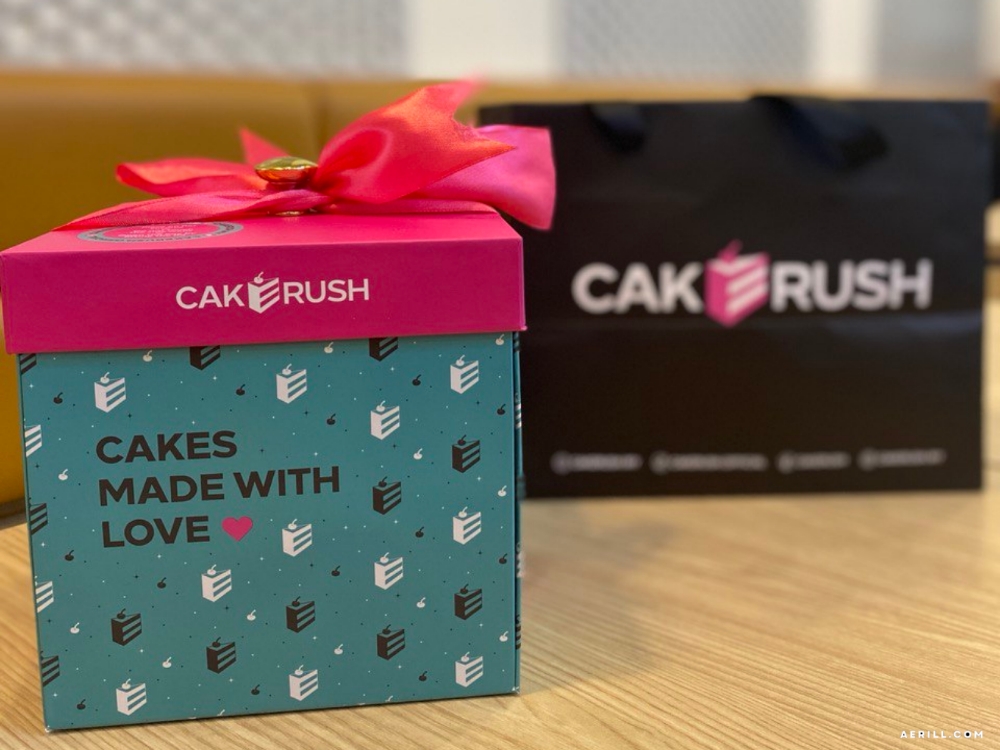 Cake Explosion Gift Box