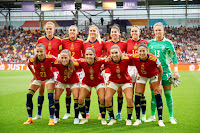 SELECCIÓN DE ESPAÑA FEMENINA. Temporada 2021-22. Irene Paredes, Patri Guijarro, Laia Akeixandri, Lucía García, Mapi León, Sandra Paños. Sheila García, Ona Batlle, Aitana Bonmati, Mariona Caldentey, Leila Ouahabi. SELECCIÓN  DE ALEMANIA FEMENINA 2 SELECCIÓN DE ESPAÑA FEMENINA 0 Martes 12/07/2022, 21:00 hora. Copa de Europa de Fútbol Femenino Inglaterra 2022, fase de grupos, Grupo B, jornada 2. Brentford, Inglaterra, Brentford Community Stadium: 16.037 espectadores. GOLES: 1-0: 3’, Bühl. 2-0: 37’, Popp.