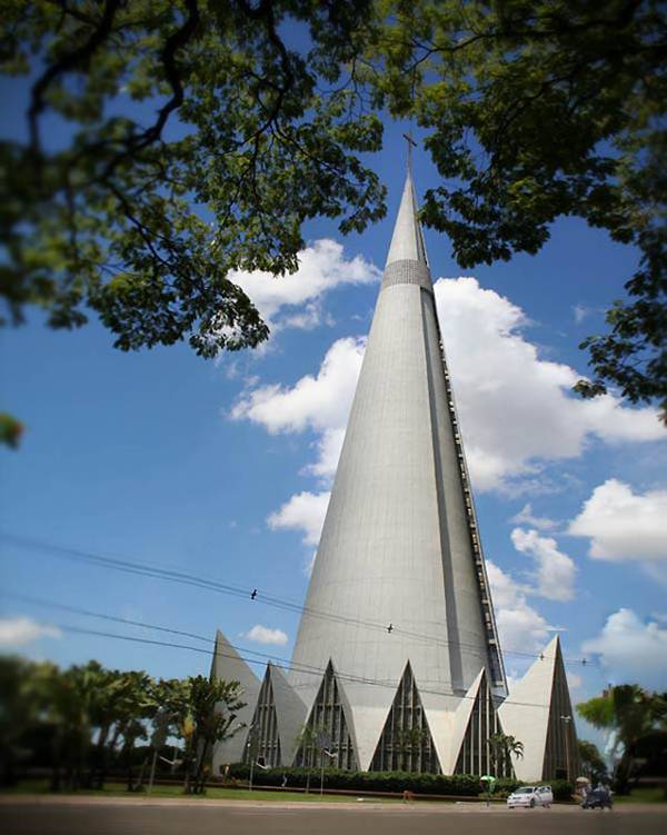 Cathedral - Basilica of Glorious small Bogomateri.Eto the highest in Latin America, the Catholic Cathedral: its height is 114 m + 10 m cross on top | TOP 10 Most Amazing Temples in the World | Big Picture | totallycoolpix | Totally Cool Pix