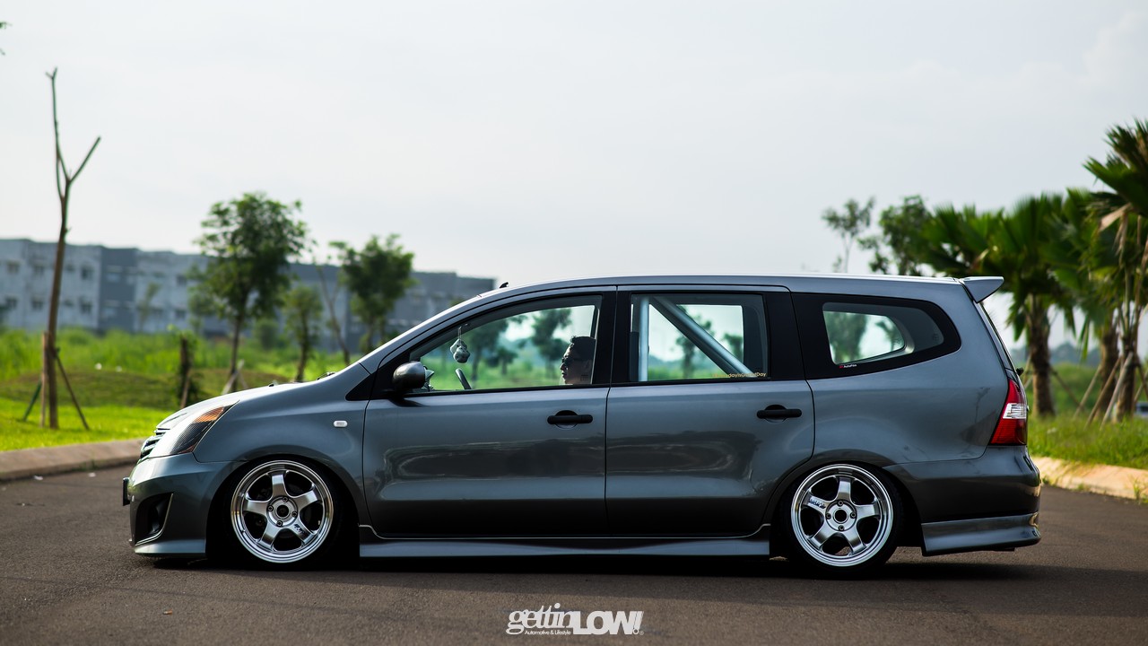 Modifikasi Mobil Ceper Nissan Grand Livina Gray Metallic Alul Stemaku