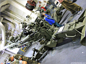 Interior de uno de los Barcos Militares durante la Fleet Week de Nueva York