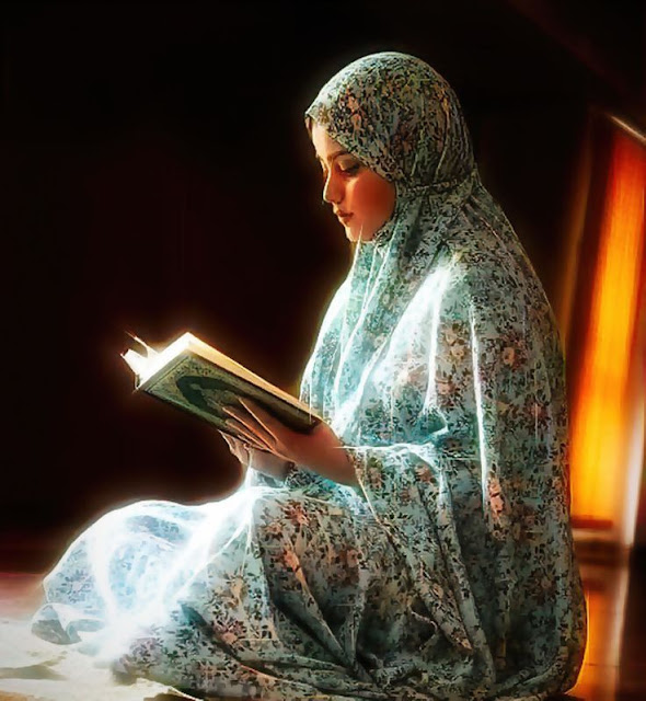 احلى الصور الرمضانية للبنات، بنت تقرأ فى المصحف الشريف (القرآن الكريم)