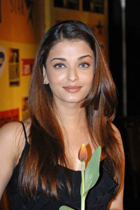 Aishwarya Rai as lead in Satte Pe Satta redo Just now the news has come 