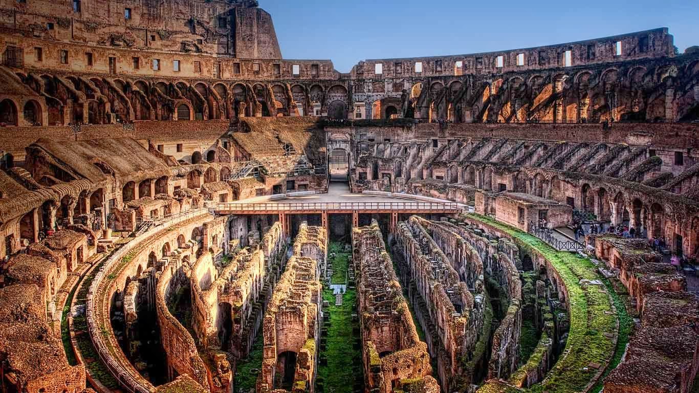 El Coliseo Romano o Anfiteatro Flavio - AQUÍ Y EN OTRO LUGAR