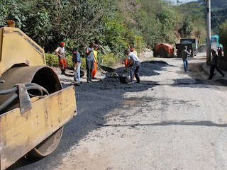 Prefeitura asfalta trecho da Estrada da Posse