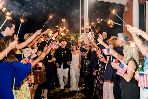 US Naval Academy and Elkridge Furnace Inn Wedding photographed by Maryland wedding photographer Heather Ryan Photography