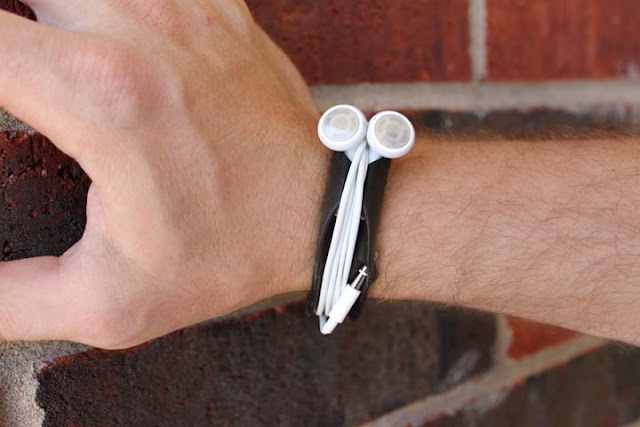 Organize Your Earbud Cords with Budwrap Wrist Band