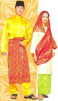 Trend Model 33+ Baju Kurung Melayu Sarawak