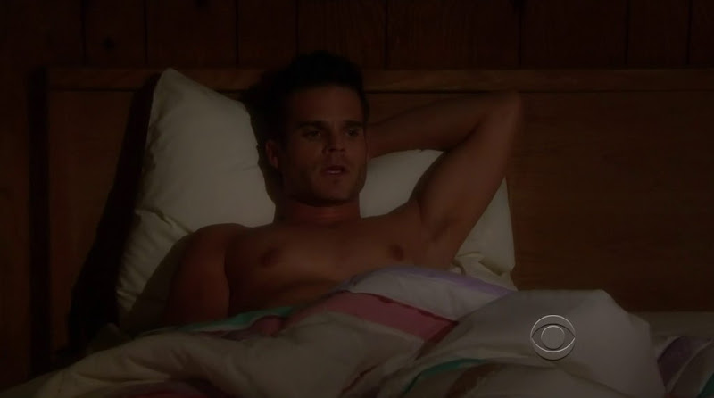 Greg Rikaart Shirtless in Young and the Restless 20111226