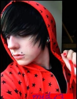 Popular Emo Hairstyles for Boys